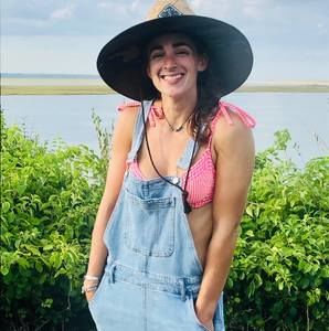 Meet your Posher, Nikki